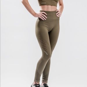 HERA Leggings